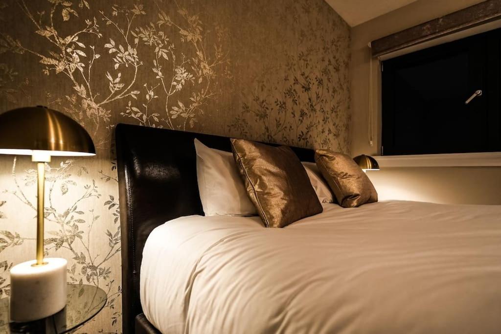 Apartment Luxurious Penthouse With Bar At Hydro & Secc Glasgow
