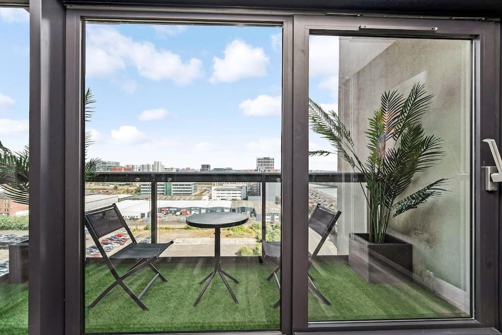 Apartment Luxurious Penthouse With Bar At Hydro & Secc Glasgow