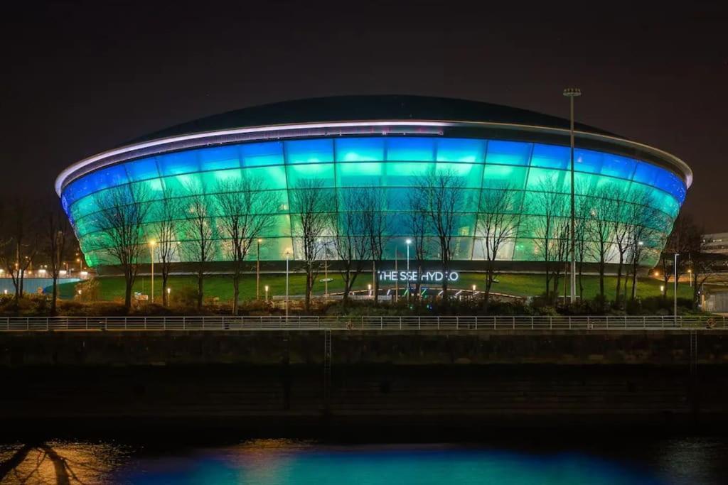 Luxurious Penthouse With Bar At Hydro & Secc Apartment Glasgow